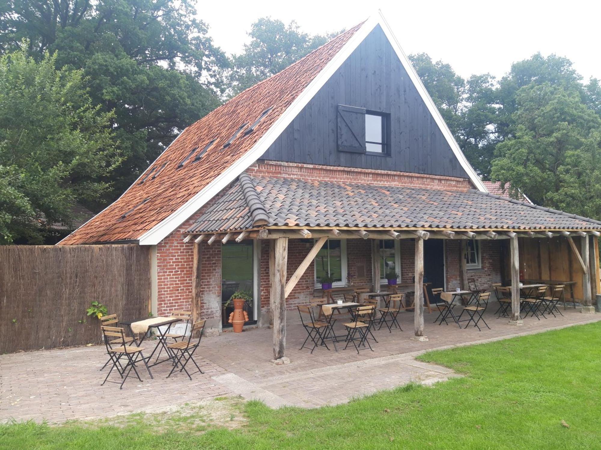 'T Buitenverblijf Erve Punte Losser Camera foto